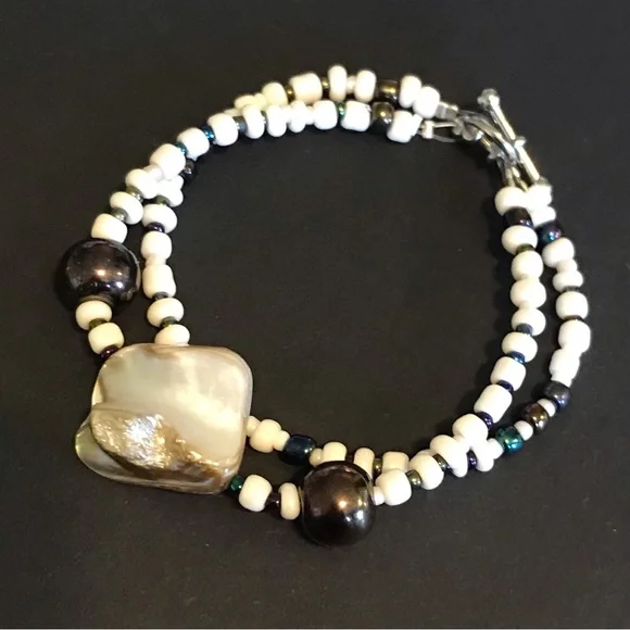 New Handmade Adult / Child Matching Bracelets, Beaded. Cream/Metallic Charcoal - Picture 4 of 10